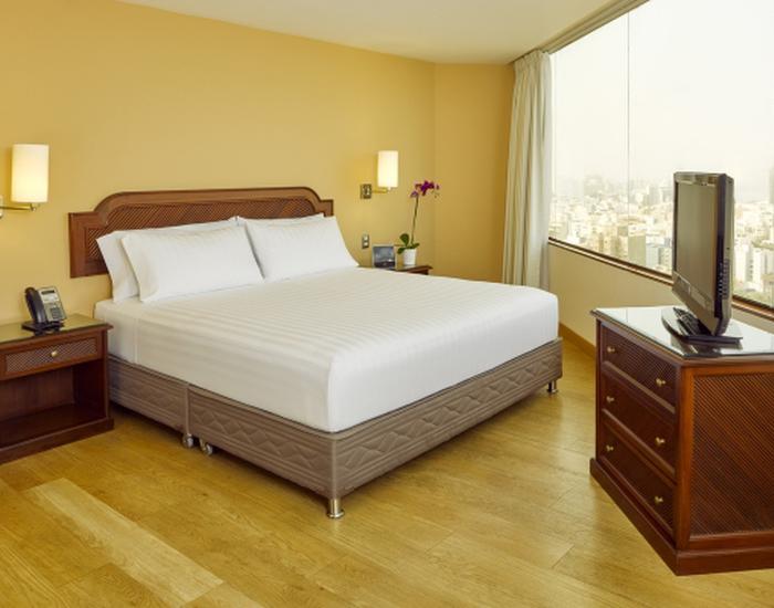 Superior King Bed ESTELAR Miraflores Hotel Miraflores